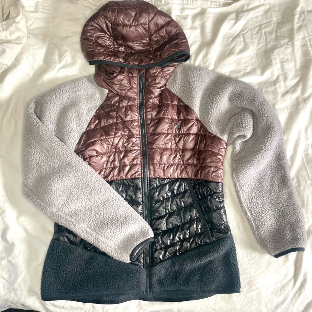 Mountain Hardwear - Altius Hybrid Hoodie - Women's size M- Soft faux Sherpa